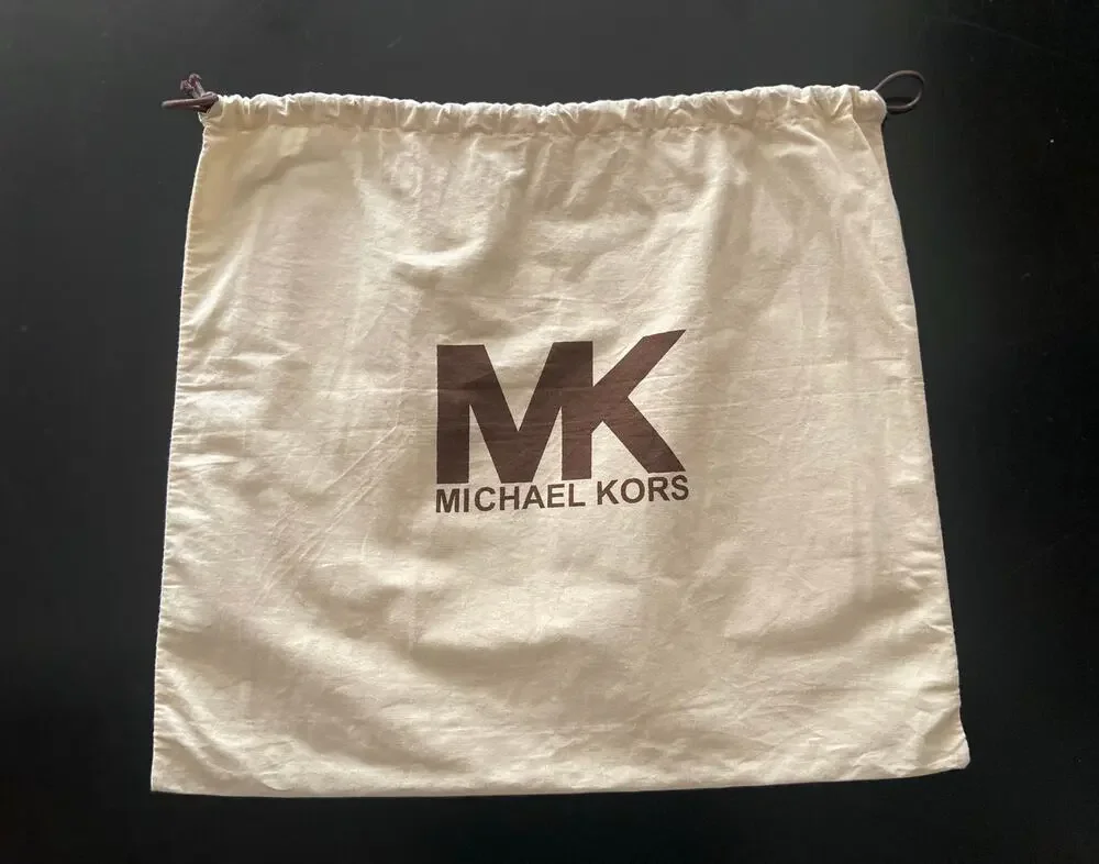 MICHAEL KORS Large Cream/Brown Dust Bag 19